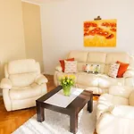 Terraced House Near Baltic Sea & Wolinski Park *
