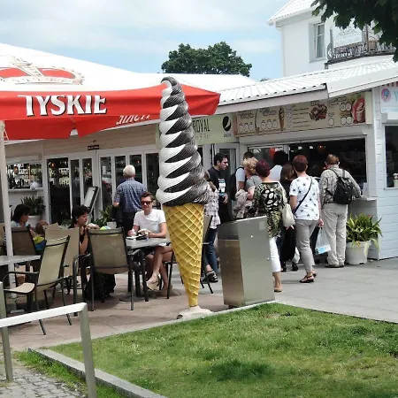 Terraced House Near Baltic Sea & Wolinski Park Holiday home *